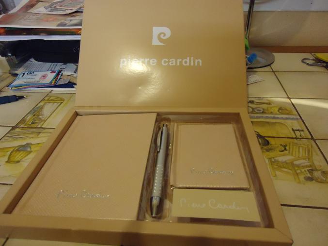 ENSEMBLE PIERRE CARDIN