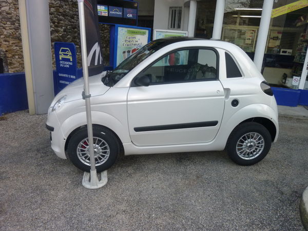 Voiture sans permis MICROCAR