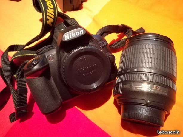 Appareil photo NIKON D3100
