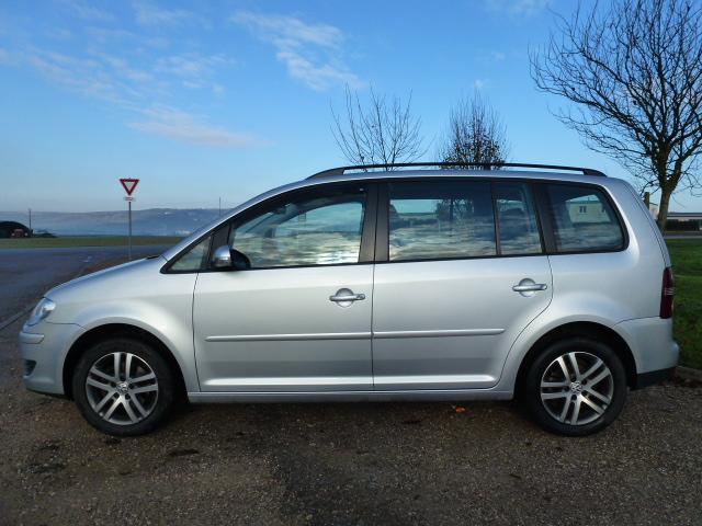 Volkswagen Touran 7 places 2.0 tdi 140 confortline