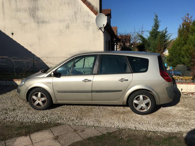 RENAULT GRAND SCENIC II 1.9 dCi 130CV