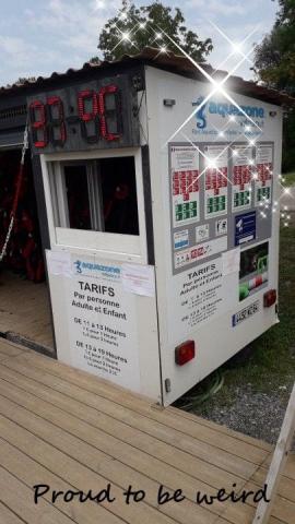 STRUCTURE AQUATIQUE GONFLABLE CLE EN MAIN A VENDRE