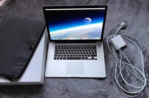 MACBOOK PRO 15.4 POUCE ECRAN RETINA