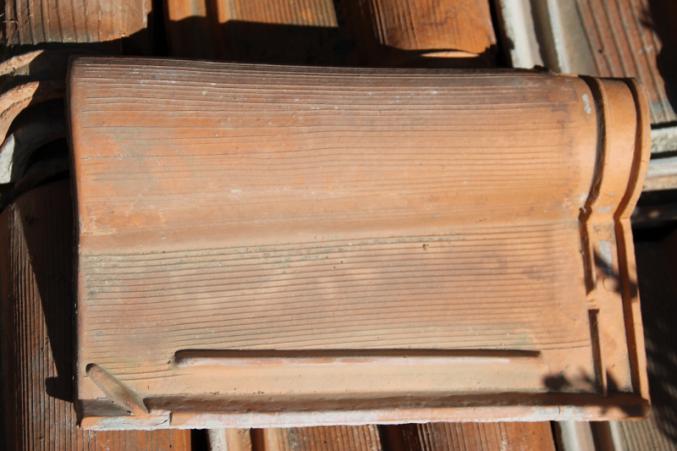 Tuiles Romane Guichard Carvin.