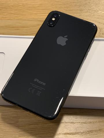 IPhone X 256 Go déverrouillé. Entretien Apple disponible. État impeccable.