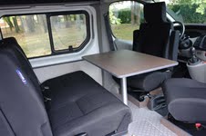 Fourgon aménagé renault trafic, 4 places