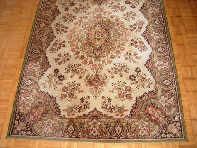 Chambre pont en chêne et tapis pure laine