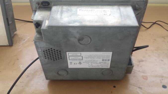 Scanner Code Barre Poste Fixe 1D Metrologic MS7625 avec cadre en inox