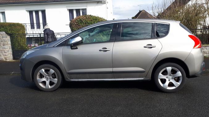 Vends Peugeot 3008 HDI