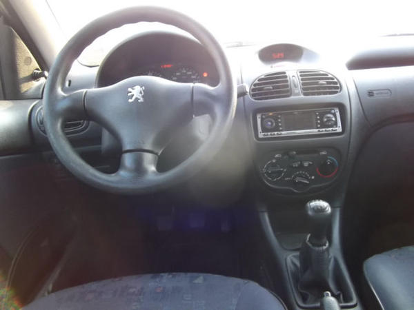 Peugeot 206 2.0 HDI 90 CH 66 kW 5 portes