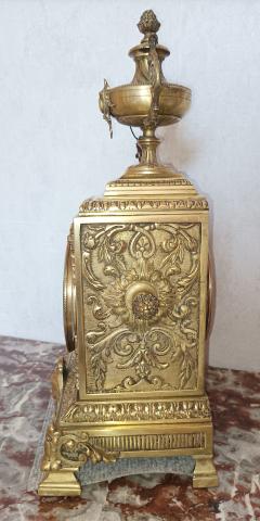 Pendule style Louis XV
