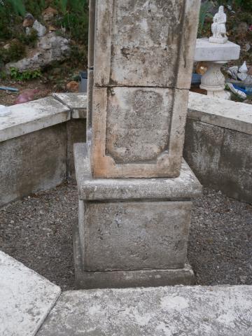 Fontaine centrale de village