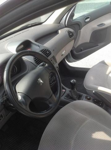 Très belle Peugeot 206 1.9 