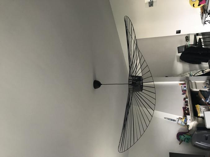 Suspension aérienne contemporaine