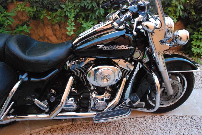 Harley davidson road king custom m