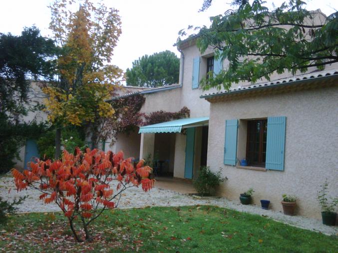 Sud Luberon, maison provençale traditionnelle  20mn d'AIX