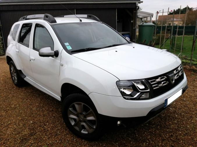 DACIA Duster TCE25 4;2 prestige