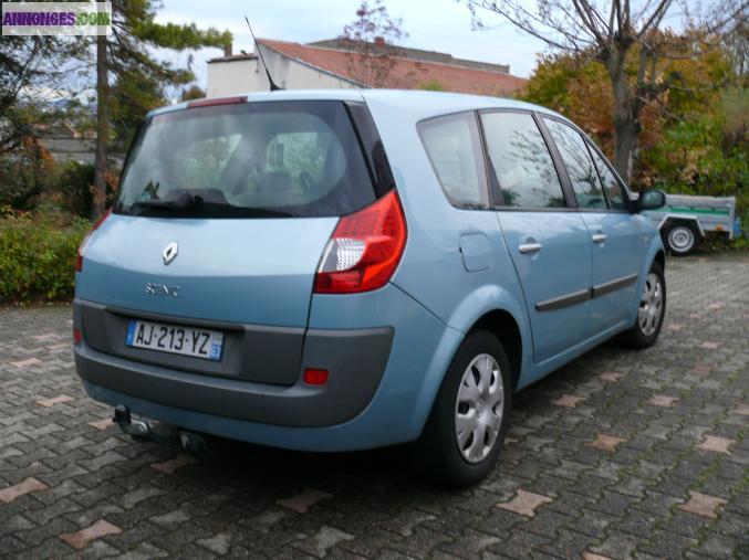 Vends Renault Grand Scenic II DCI 130 cv Carminat