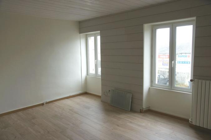 Maison centre Cherveux