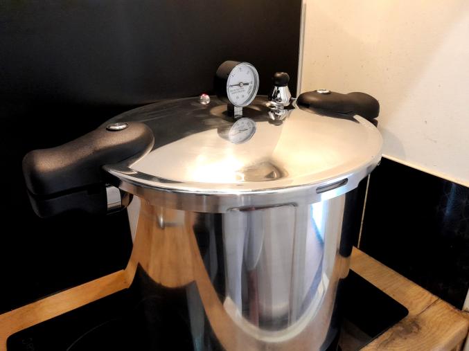 Stérilisateur autoclave manomètre