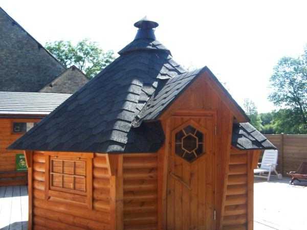 Propriete 150 m2 hab + 17 hectares + 200 m2 Hangar