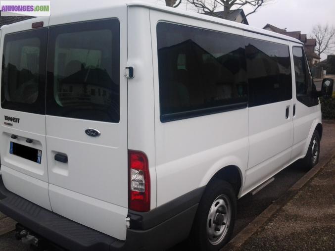 FORD TRANSIT MINIBUS 130T300