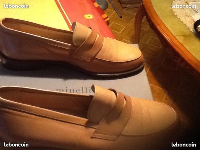 Chaussure mocassin minelli plus la boite