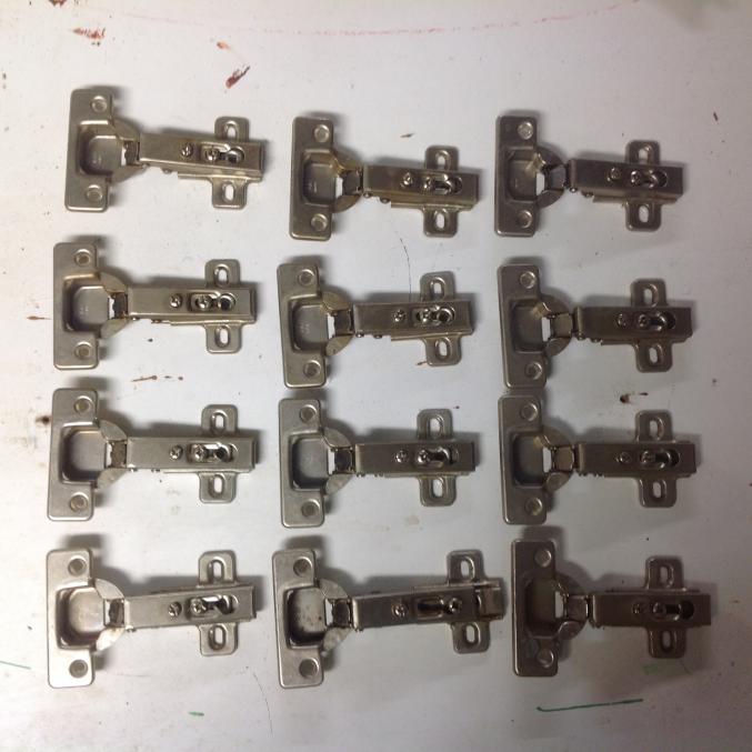 Charnieres invisibles à visser Salice