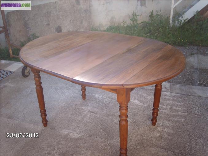 TABLE DE SEJOUR ET 6 CHAISES