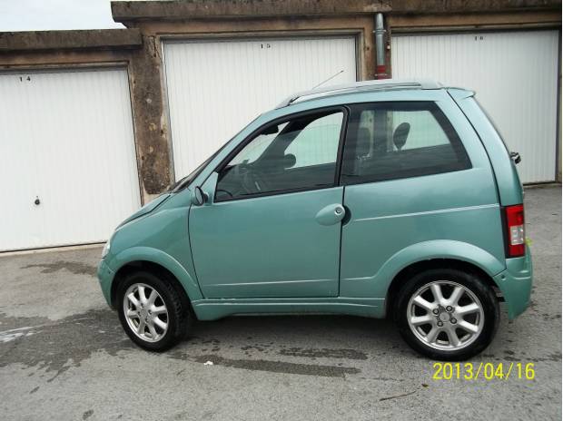 VOITURE SANS PERMIS LIGIER X TOO