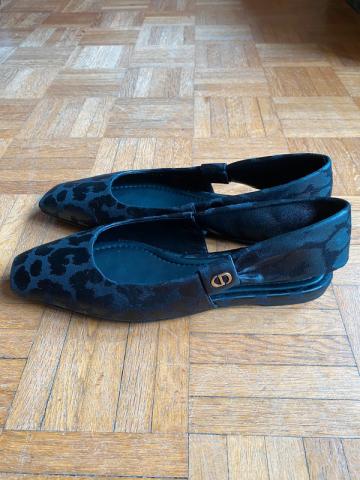 Belles chaussures Dior