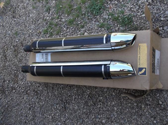 2 POTS D ECHAPPEMENT