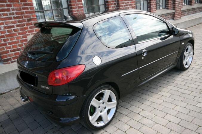  Peugeot 206 année 2004