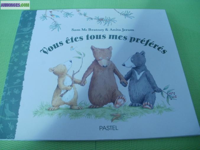 Nombreux livres enfants