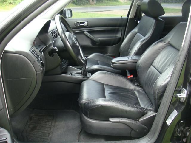 Volkswagen Golf iv tdi 150 carat bv6 5p