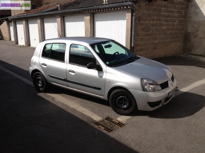 Clio 2008 Diesel 68000km 5 portes - sous garantie