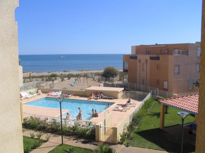 Bord de Plage Septembre,T3, Terrasse, Piscine, Parking