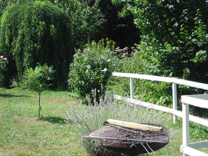 TROIS APPARTEMENTS DANS MAISON DE VILLAGE