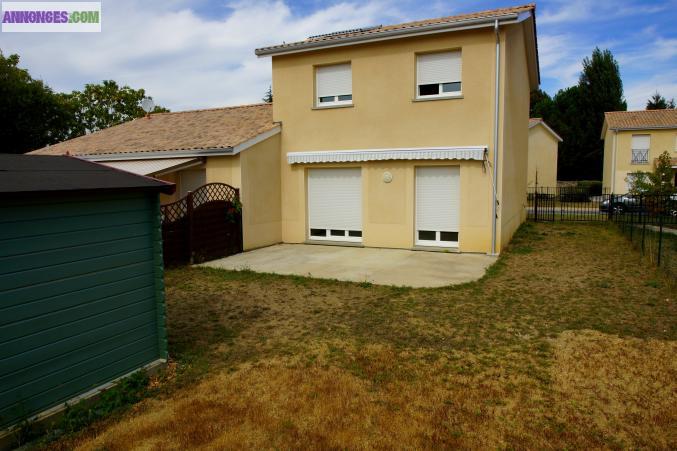 Maison mitoyenne à étage