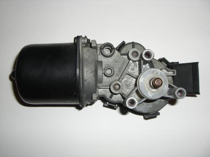 Moteur essuie glaces