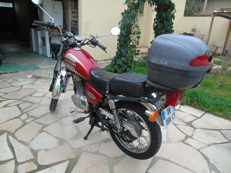Vds superbe Suzuki 125 GN