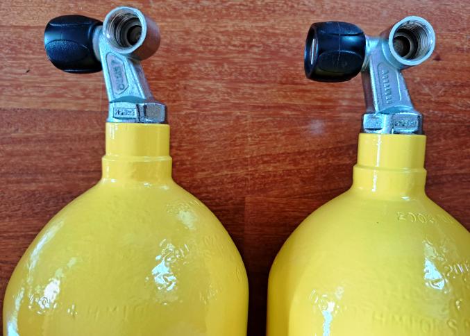 2 bouteilles de plongée Rééprouvées le 10/06/2025