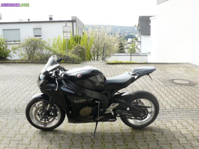 Honda CBR1000RR SC59 Edition