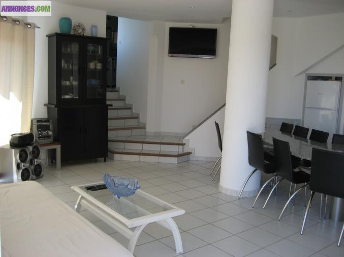 Villa testa-rossa indépendante