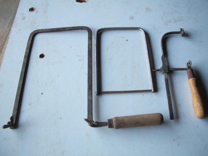 Montures lame de scie a main ancienne