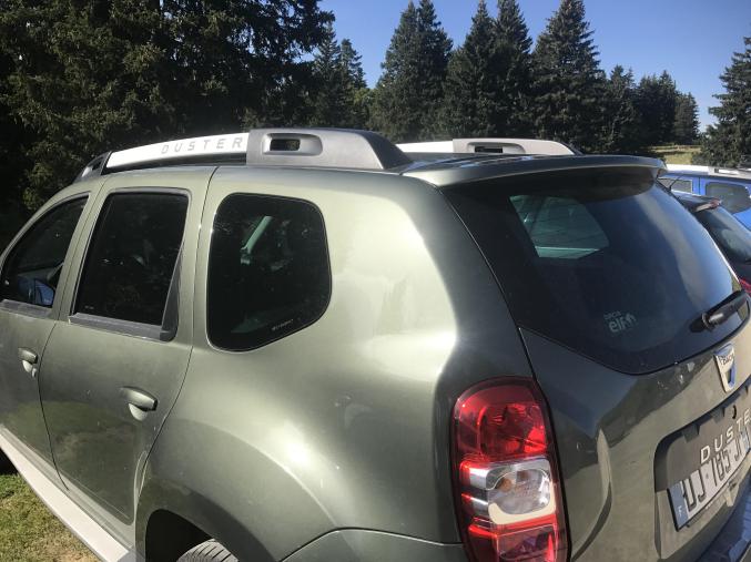 DUSTER 4 X 4PRESTIGE TOUTES OPTIONS