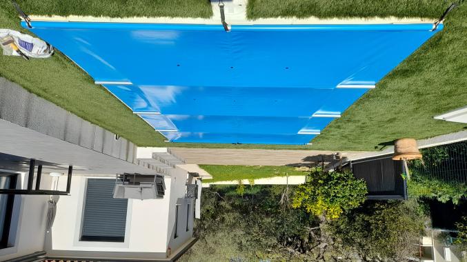 BACHE A BARRES PISCINE