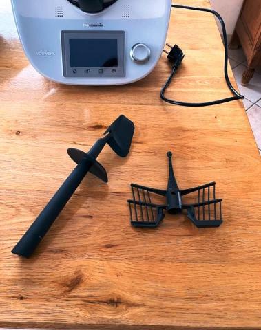 Thermomix TM5 connecter Avec accessoires d'origine et clé de cuisson