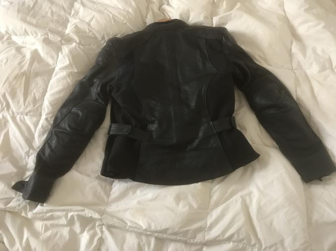Cuir Moto Rev'it Femme T.40 ET sa dorsale