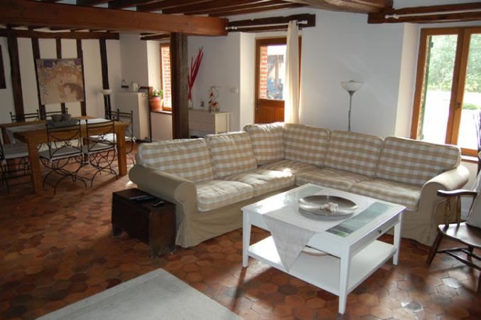 Longere de 260m² au calme